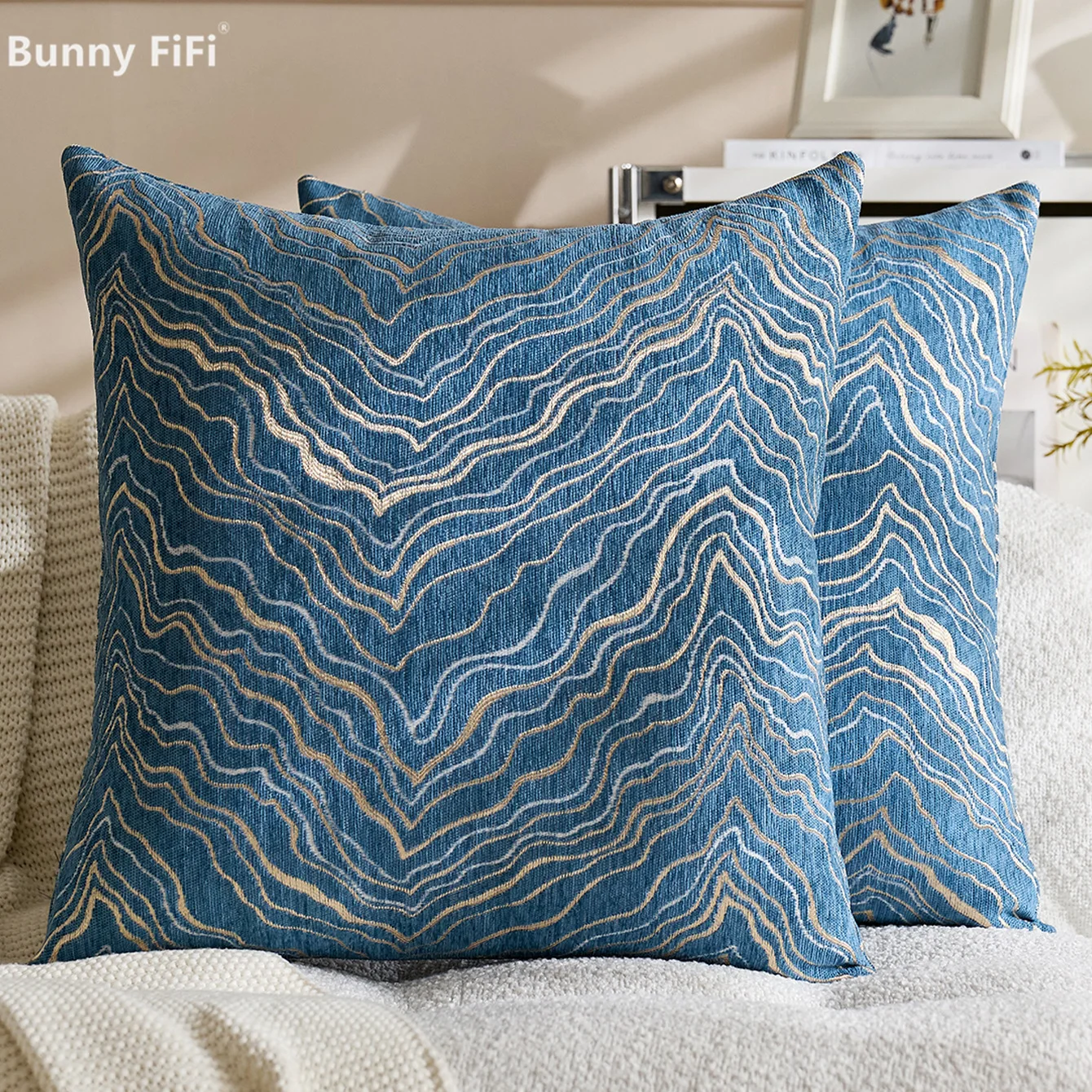 

2pcs Modern Striped Jacquard Throw Pillowcase Soft Luxury Modern Cushion Cover Decorative Pillow Covers For Sofa Bed Home Decor