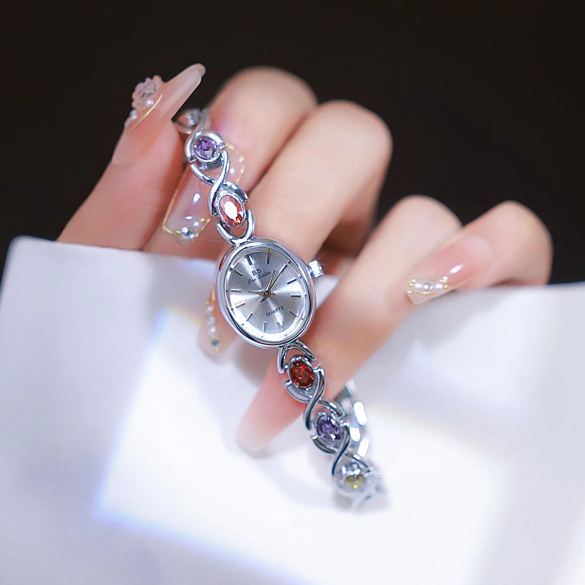 Fashion Women's Watches Summer Glacier Blue Compact Gemstone Bracelet Quartz Wristwatch Gold Silver Oval Dial Ladies' Watch