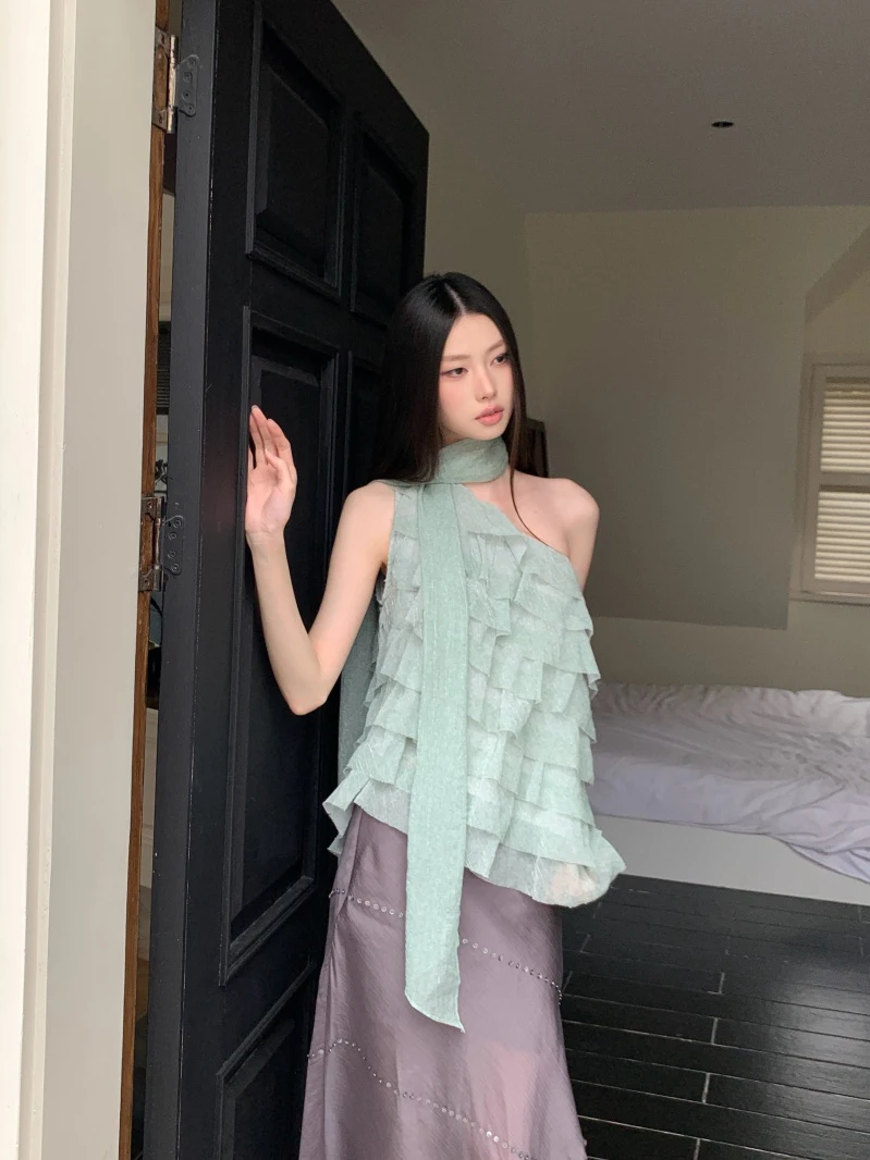

Asymmetrical Green Grassland Fairy Tale Cake Layer Ruffle Hem Shoulder Oblique Top Women's Summer Vacation Hanfu Upper Apparel