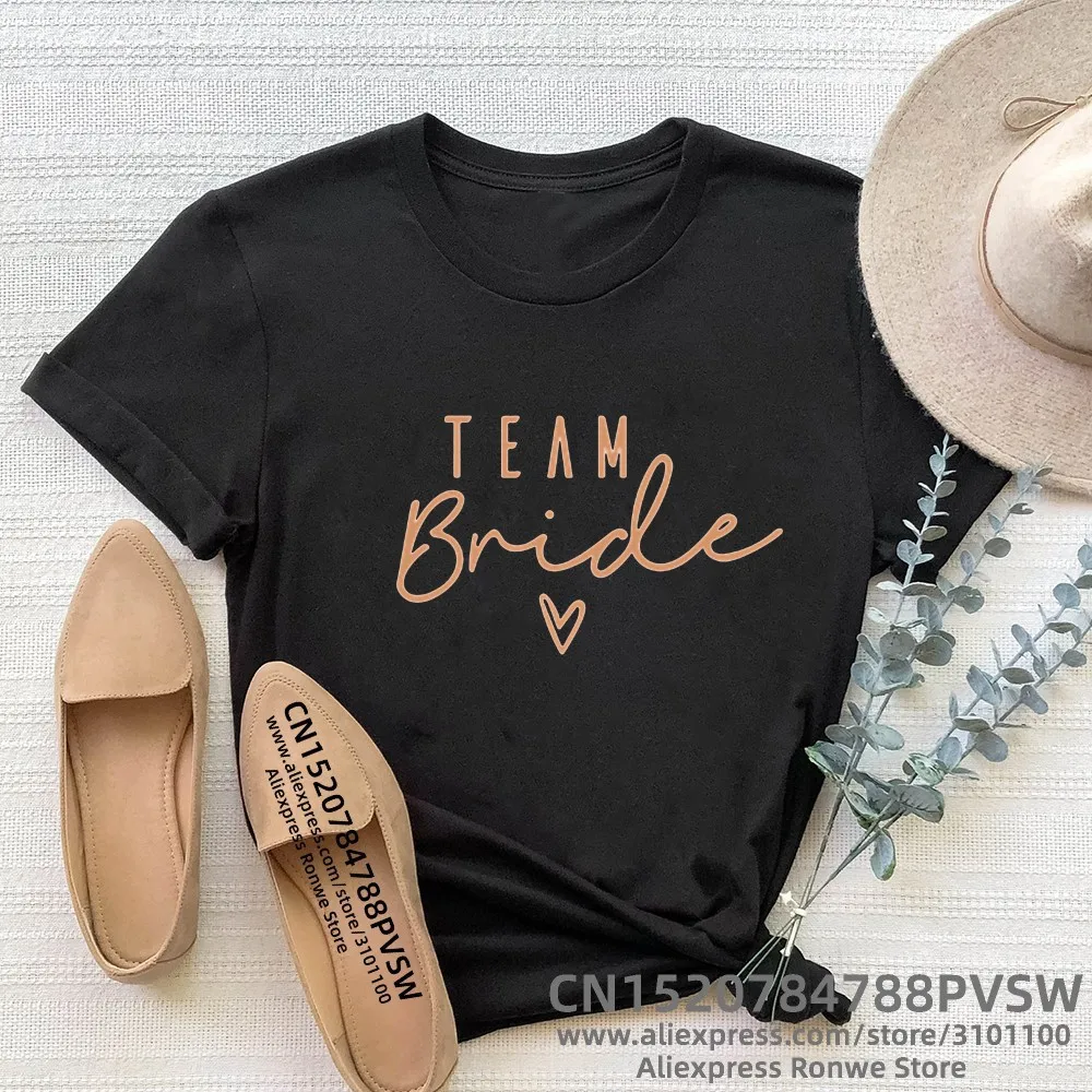 Gold Team Bride Letter Divertente maglietta da donna Bride To Be Squad Evjf Bachelorette Hen Party Damigella d'onore Matrimonio Top Tee