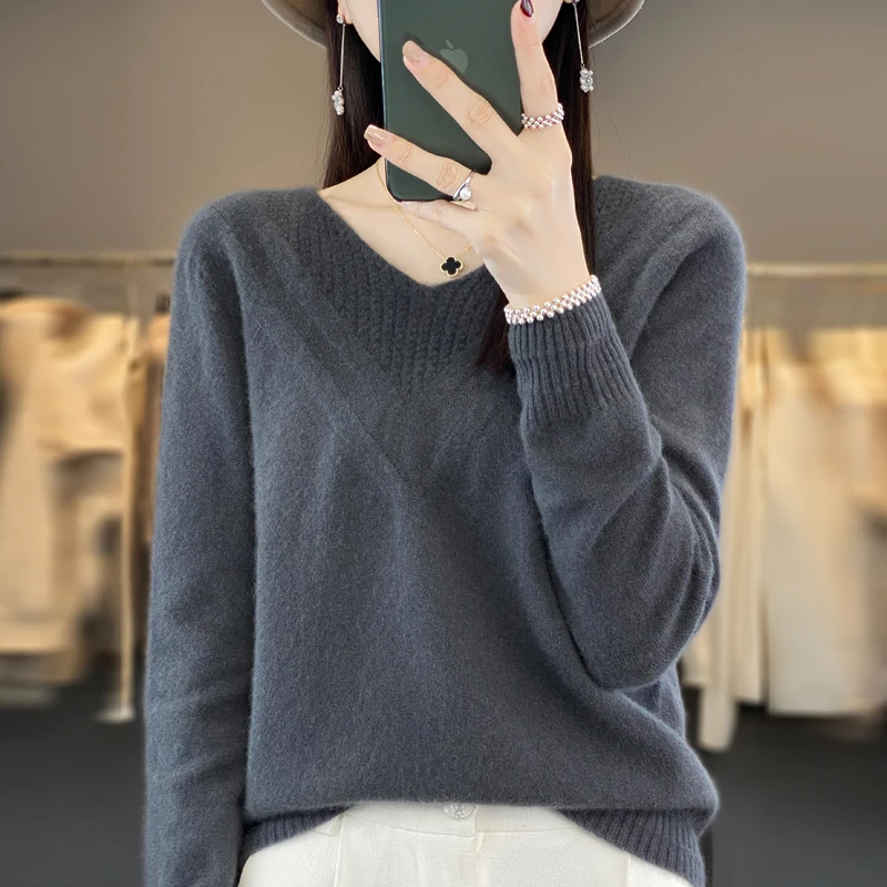 Autumn and winter women\'s 100% merino sweater pullover loose knit bottoming shirt long sleeve fashion V-neck cashmere top