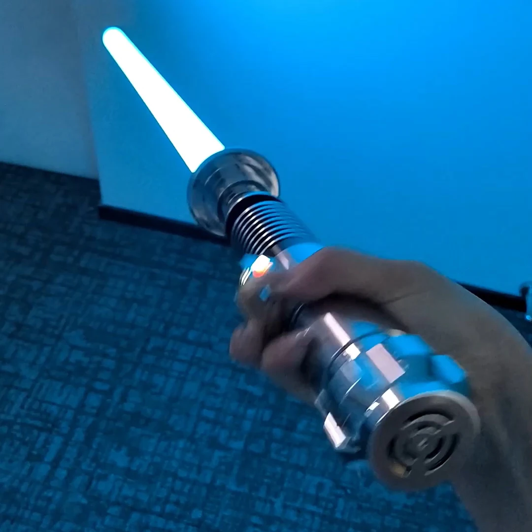 Luke EP6 TXQSABER RGB NoePixel épée laser balançoire lisse poignée en métal sabre laser Bluetooth contrôle couleurs changement Cosplay FOC