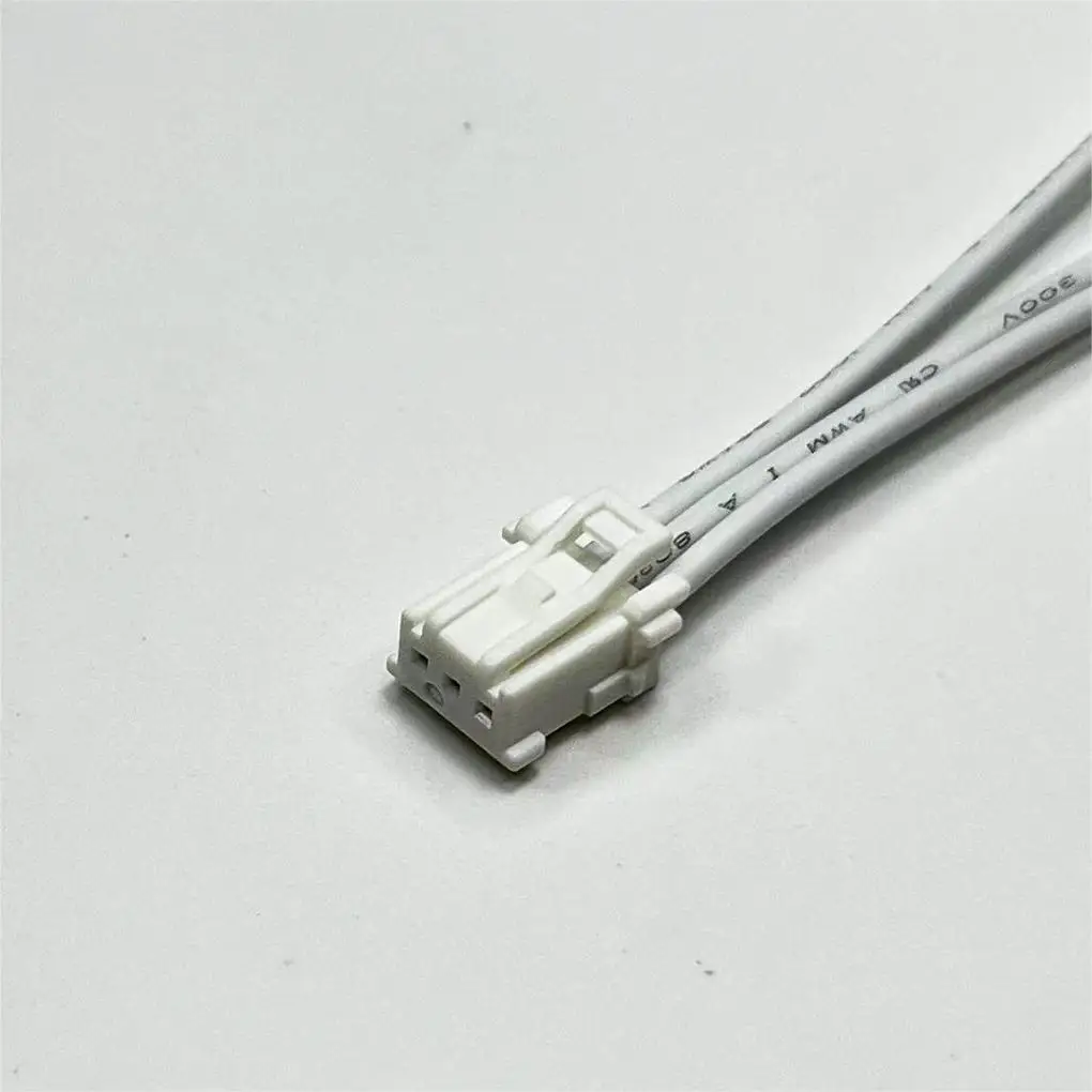 

513820300 провода, MOLEX микро застежка 2,00 мм Шаг кабеля, 51382-0300, 3P, один конец