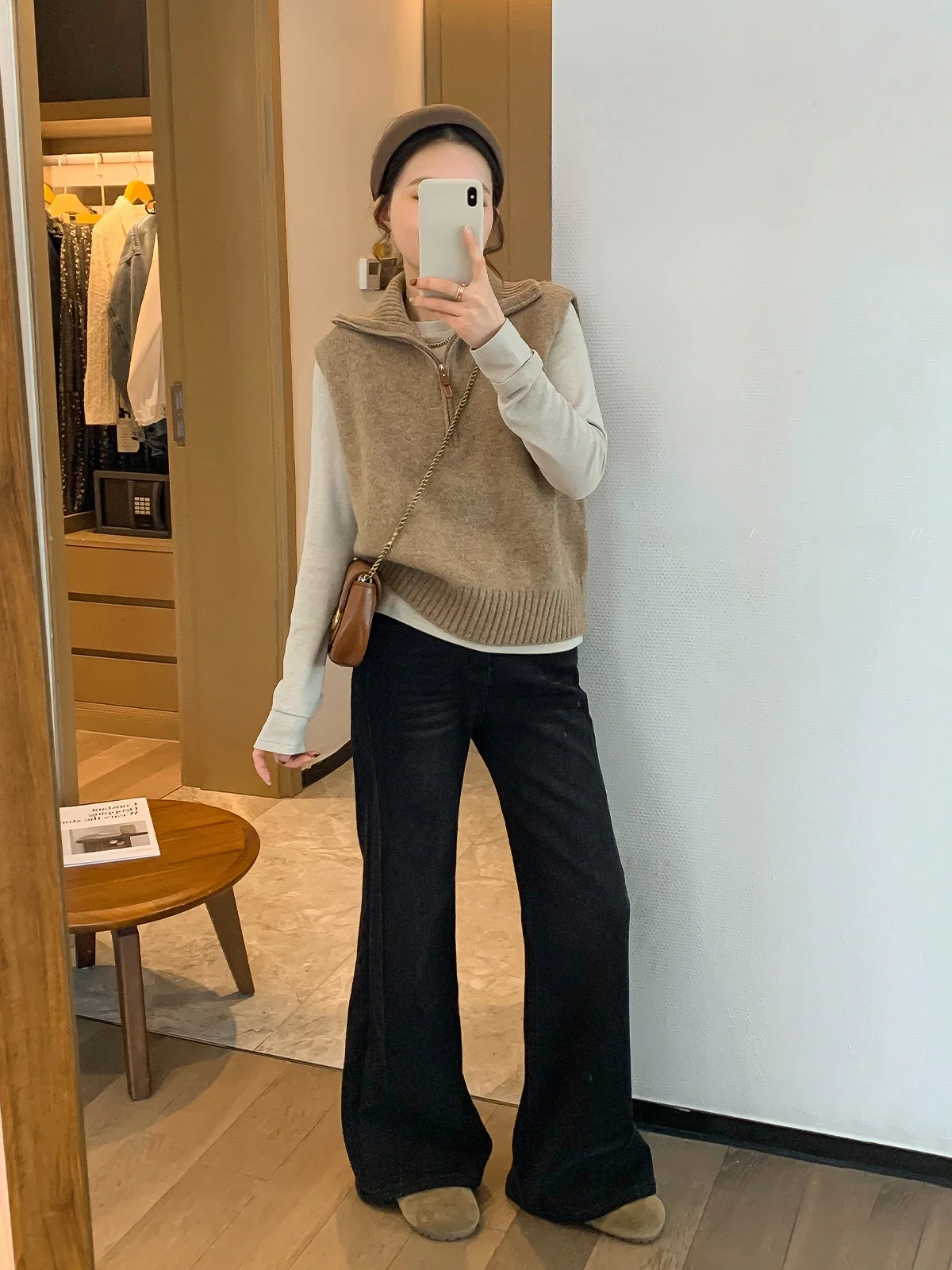 

Женский вязаный шерстяной жилет Love Devil Fi с высоким воротником, для многослойных образов, зимняя модная верхняя одежда для города, свободный крой