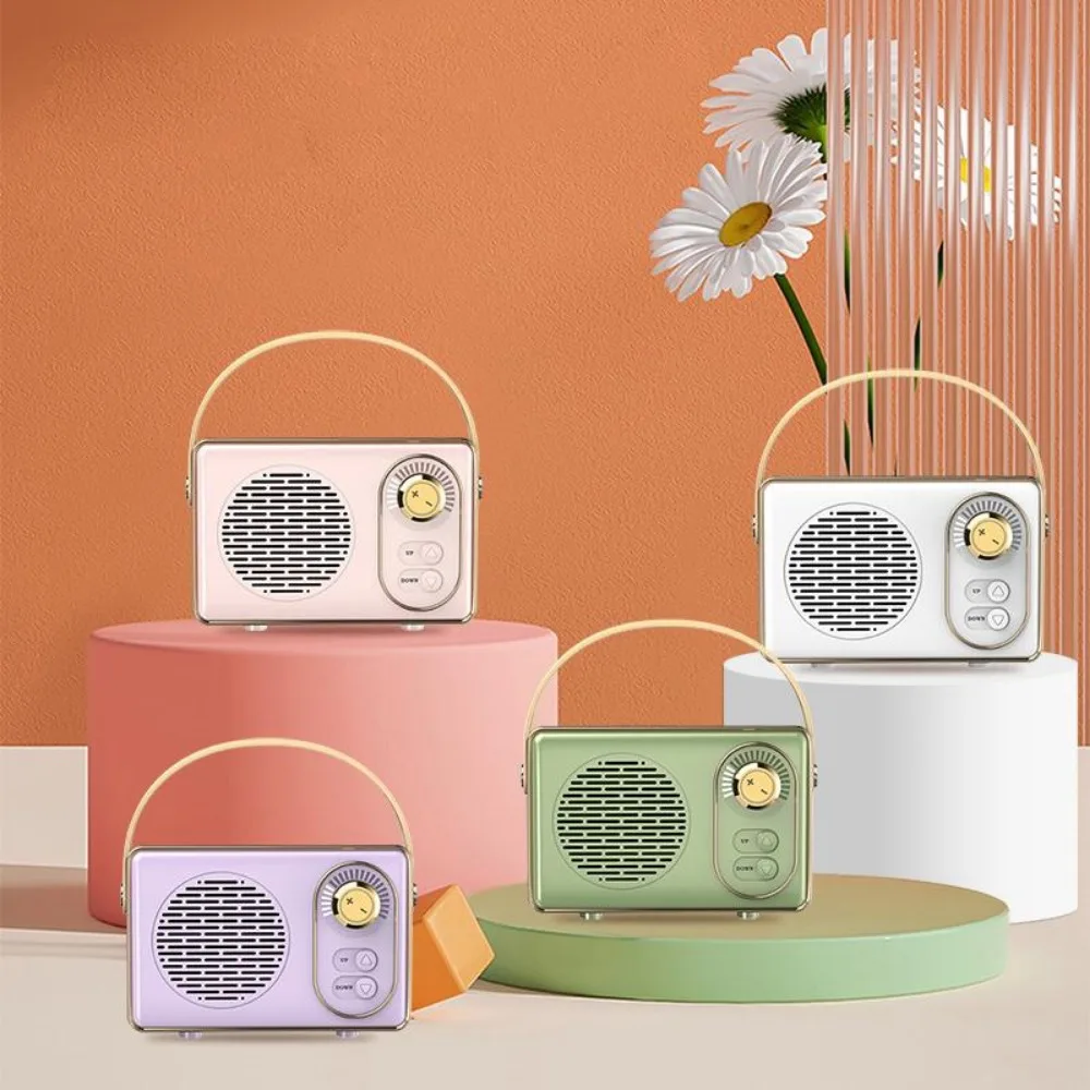 مكبر صوت بلوتوث محمول ريترو مع راديو FM ستيريو لاسلكي صغير، فتحة بطاقة TF بصوت عالٍ ومشغل MP3 لهاتف iPhone Android