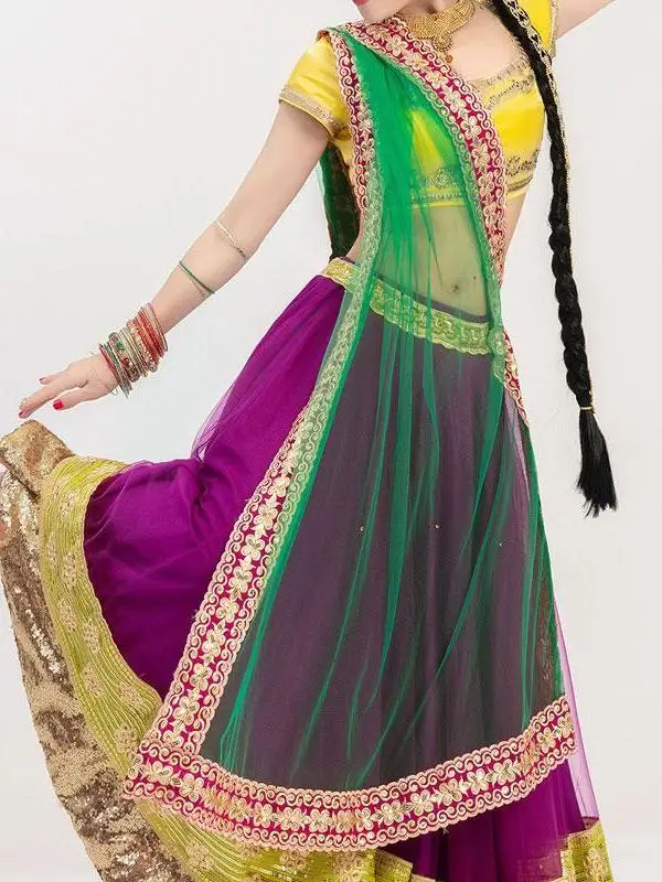 Indisches Tanzset führt Kleid aus, doppellagig, große Schaukel, Bühnenkostüm, Bollywood-Stil, weibliche Kleidung