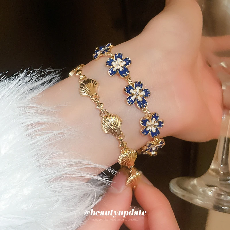 Metallgehäuse Französisches Retro Elegantes Edles Trendiges Prestige-Armband Ins Nischen-Kaltstil Liebesgeschenk Bankett Party High-End-Schmuck