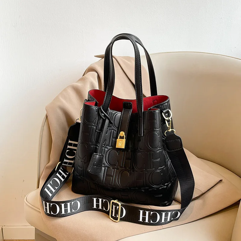 

Women's Large Capacity Bucket Bag, on Trend Pu Leather Tote Handbag, Designer Inspired Shoulder Purse