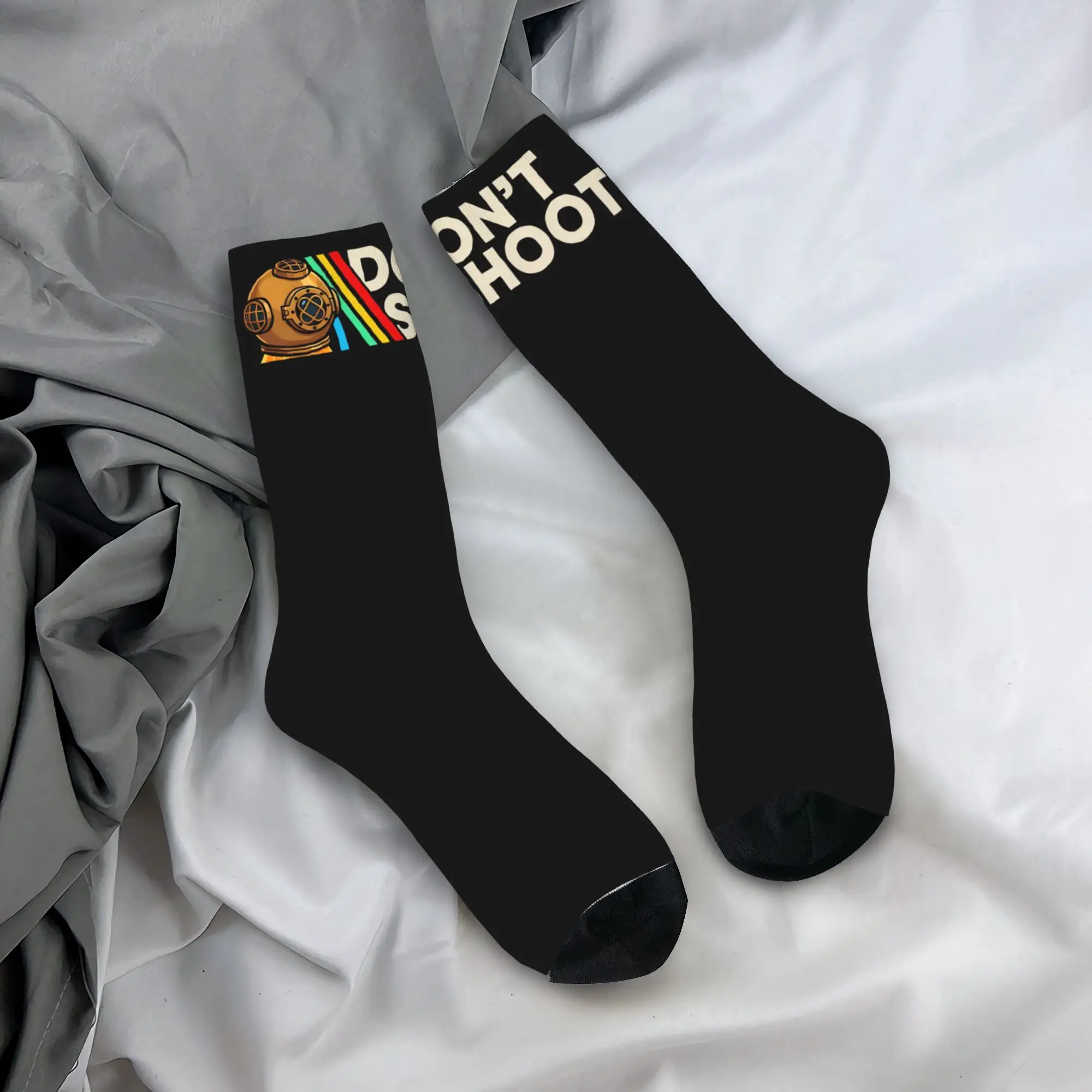 

DonT Shoot - Friendly Arc Raiders Stockings Printed Retro Socks Spring Anti Sweat Socks Men's Outdoor Soft Socks