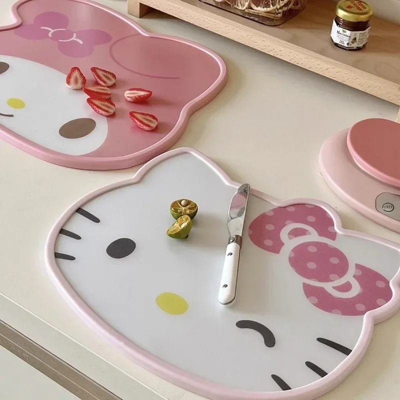 

MINISO SANRIO Hello Kitty разделочная доска для чистки и гигиенического общежития, маленькая разделочная доска для фруктов, кухонная антибактериальная пищевая доска