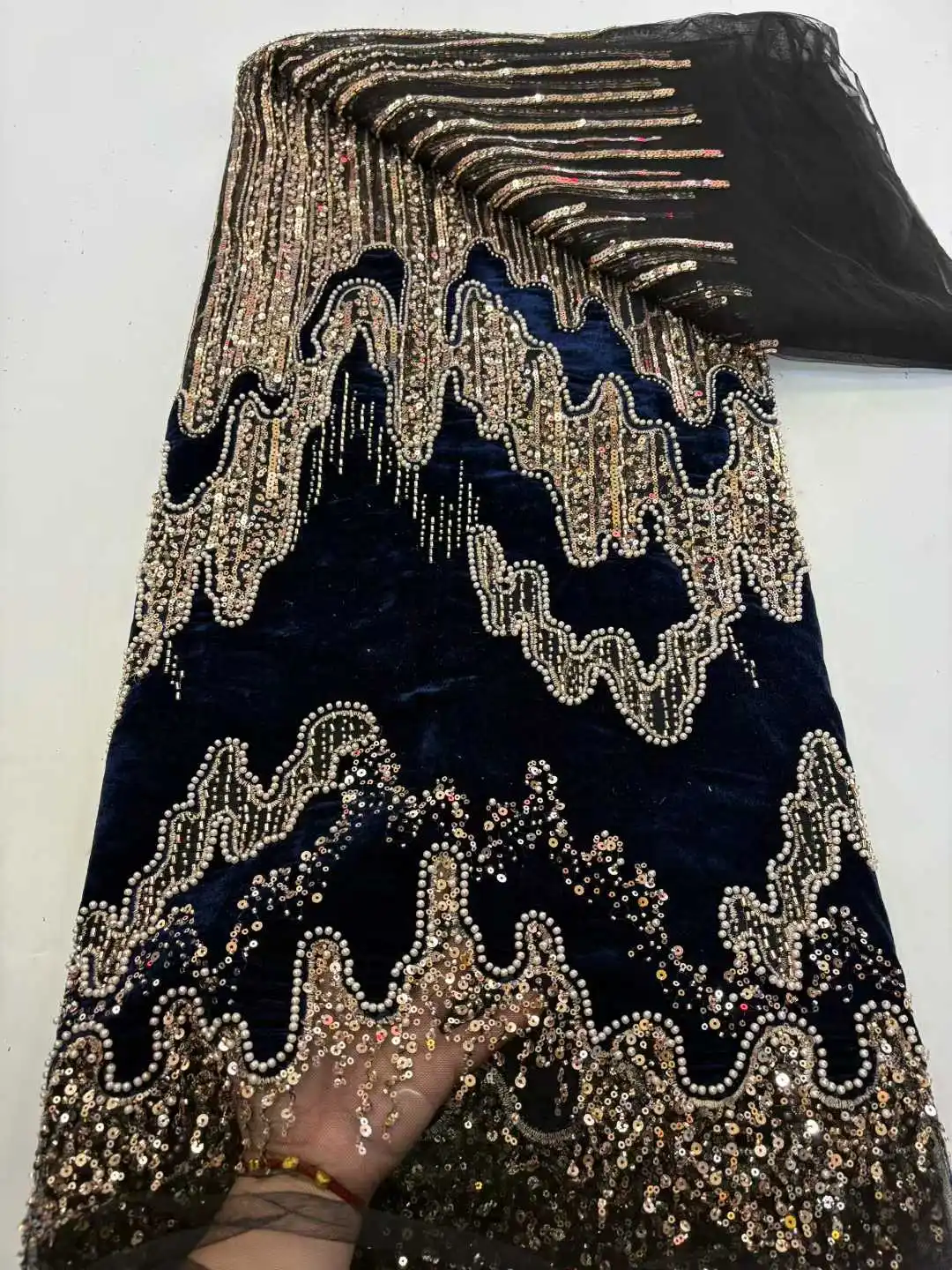 

2026 High Quality Luxury African Sequins Velvet Lace Fabric Nigerian French Beads Net Lace Fabrics For Wedding Party Dress