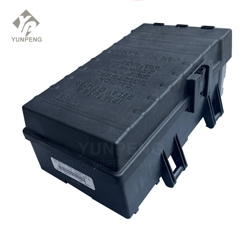 

5144505AF Новый блок предохранителей и центральный блок реле для Chrysler Grand Caravan/Voyager/Town & Country 05144505AF