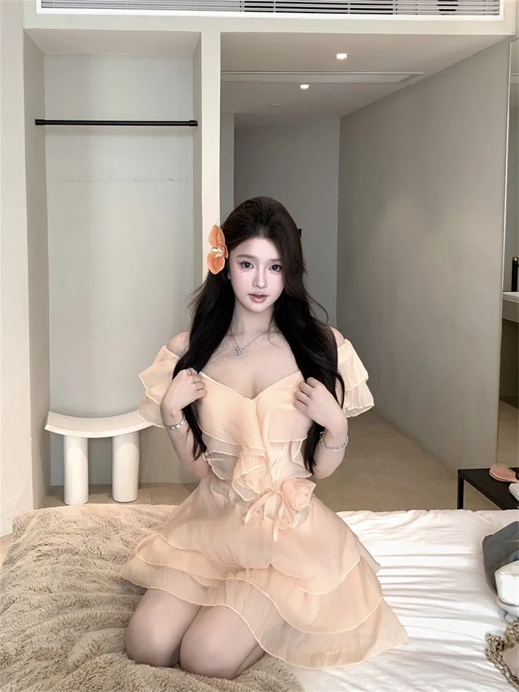 Vestido de fiesta sin tirantes con volantes morados elegante de verano para mujer, minivestido Sexy de verano con hombros descubiertos y cuello oblicuo