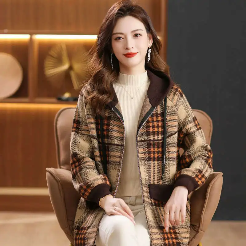 2024 Autumn Winter Women Classic Plaid Knitwear Green Khaki Coffee Checked Pattern Cardigan Sweaters Cosy Hooded Knitting Coat