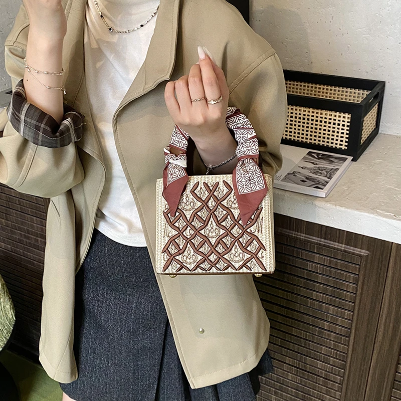 

Стильный минималистичный однотонный клатч - женская роскошная винтажная сумка через плечо большой вместимости