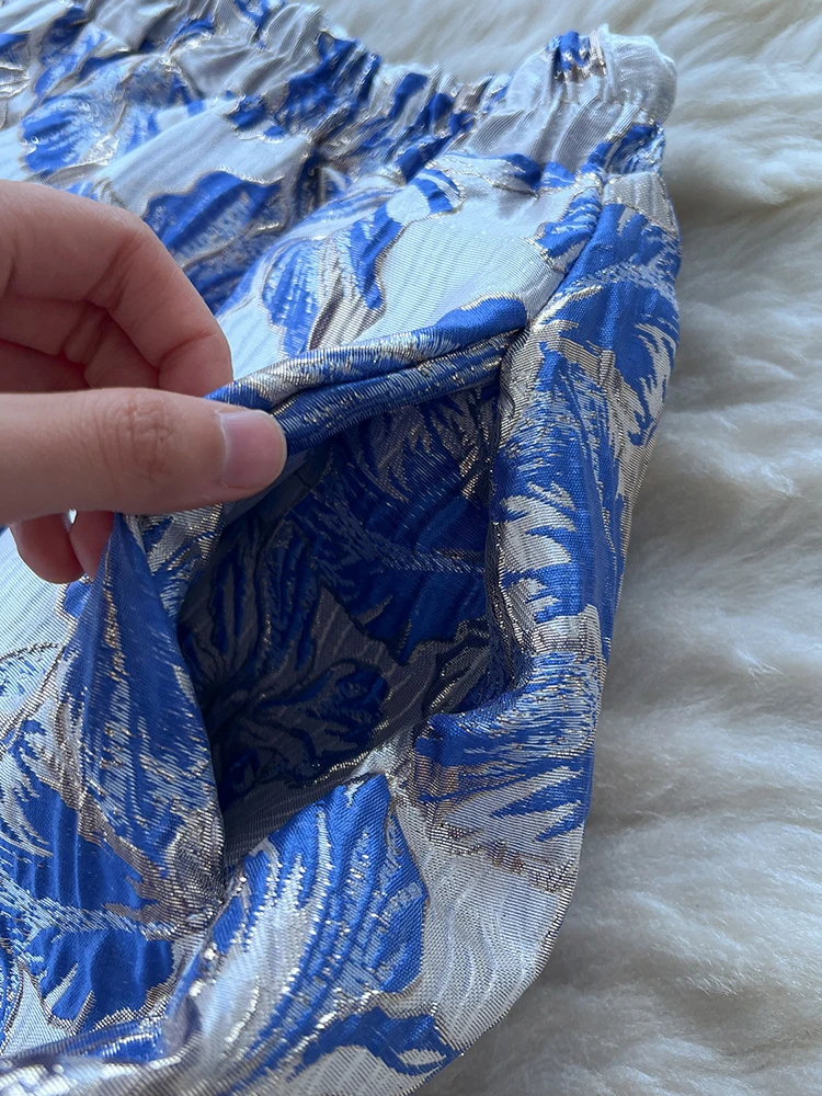 الخريف المرأة قصر نمط الساخن ختم الجاكار تنورة جديدة الفرنسية الباروك موضة عالية الخصر ألف خط رقيق تنورة C388