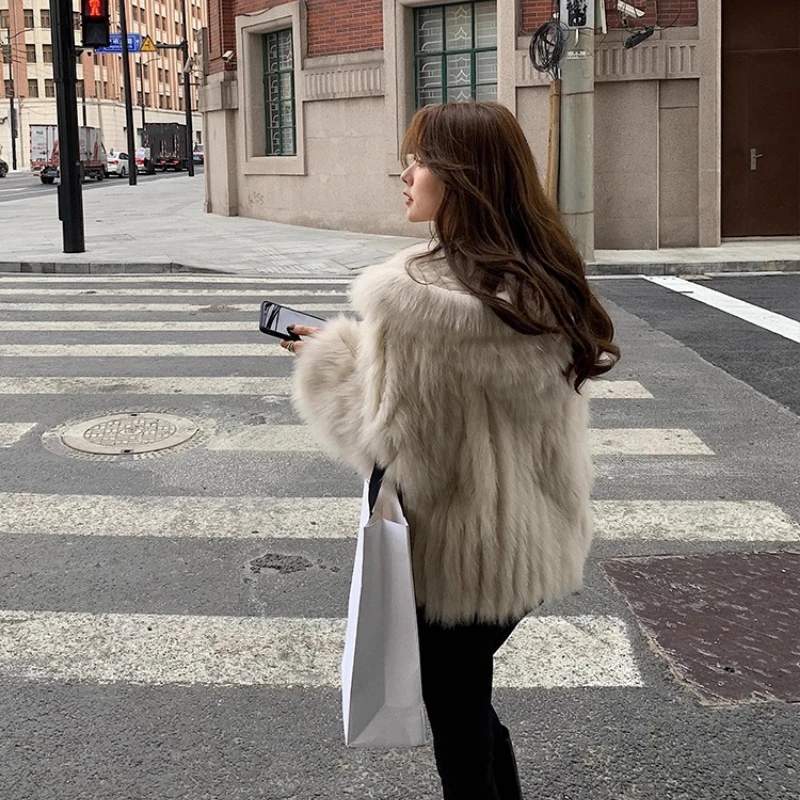 YOLANFAIRY natural whole fox jacket woman‘s winter warmth hooded commuting fashion youthful real fox fur coats woman luxury 2025