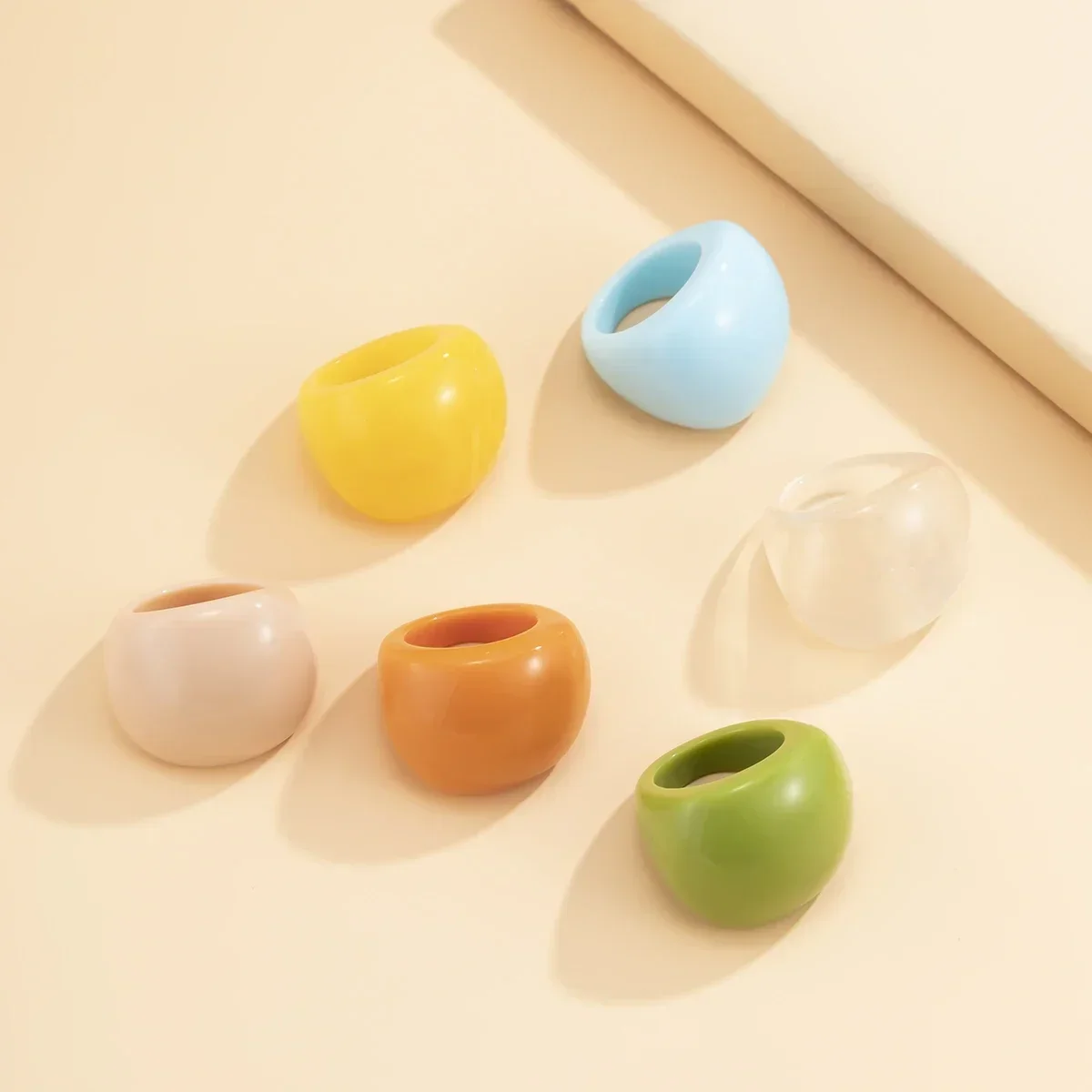 Bagues géométriques en résine acrylique pour femmes et filles, macarons colorés, périphérie transparente, bijoux chics exagérés, cadeaux de fête, nouvelle mode