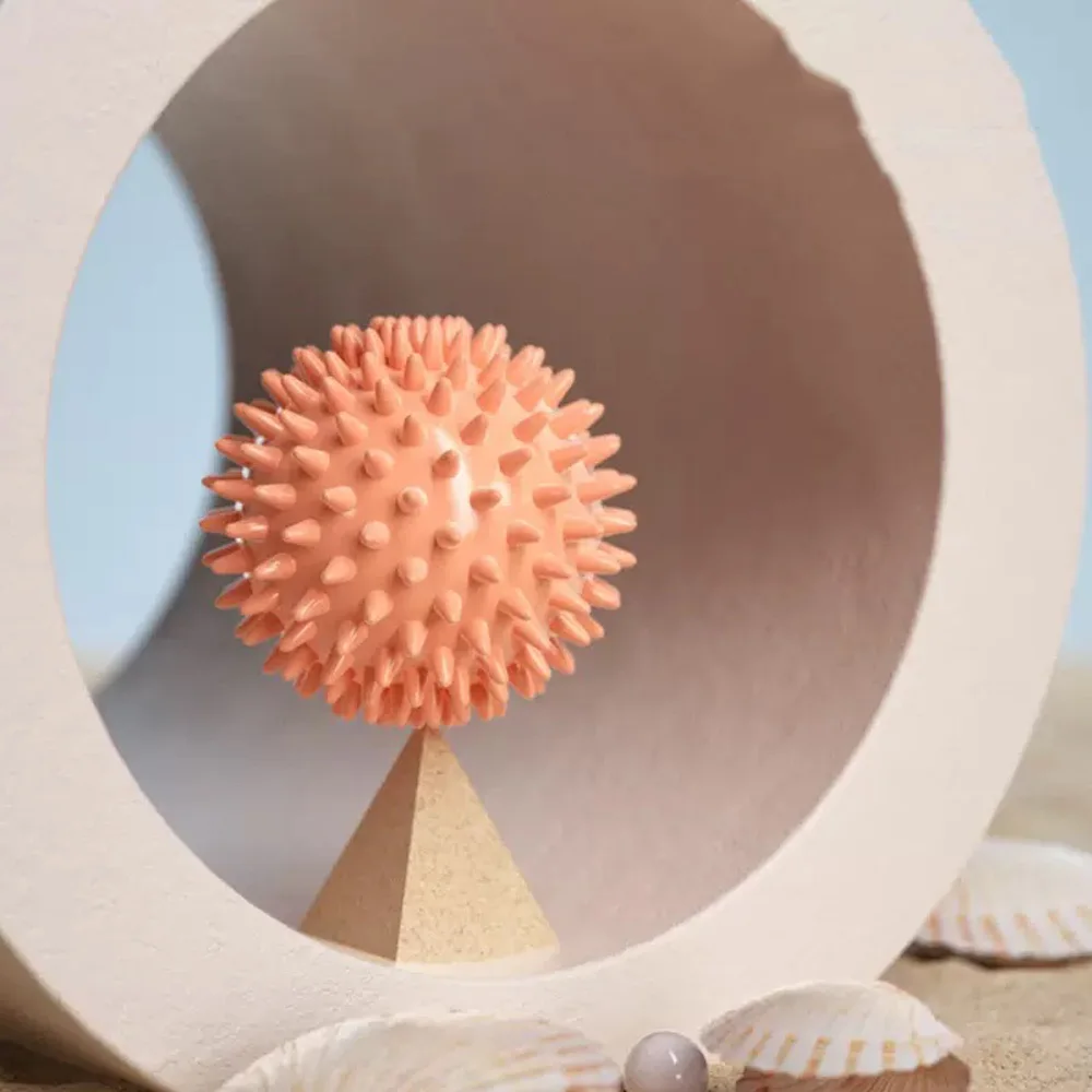 

1 durable PVC prick massage ball - fascia ball muscle relaxation massage yoga fitness foot massage ball