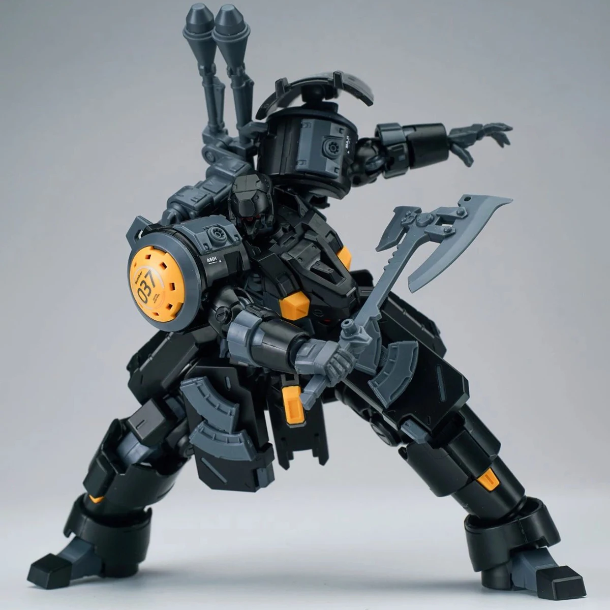 �y�Z�[�����zHIPLAY �V�F�C�N�{�y���^���b�N�u���b�N�����ȃJ���[�X�L�[�� �U���t M1 1/144 �X�P�[�����f���L�b�g