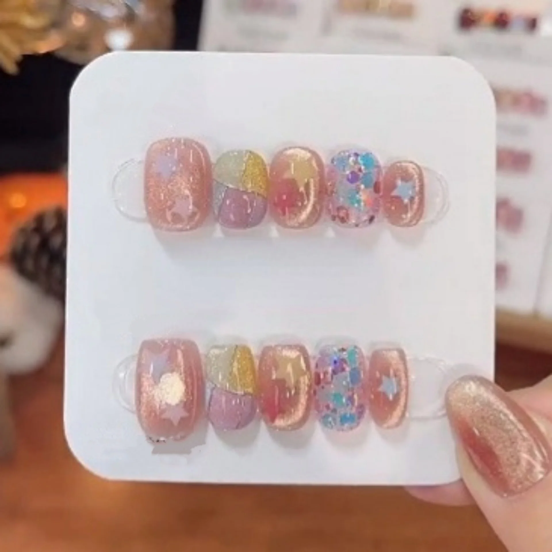 

10 шт. накладных ногтей «Кошачий глаз» с блестками, разноцветные, короткие, квадратные и круглые, с дизайном звезд и пайеток, на клейкой основе