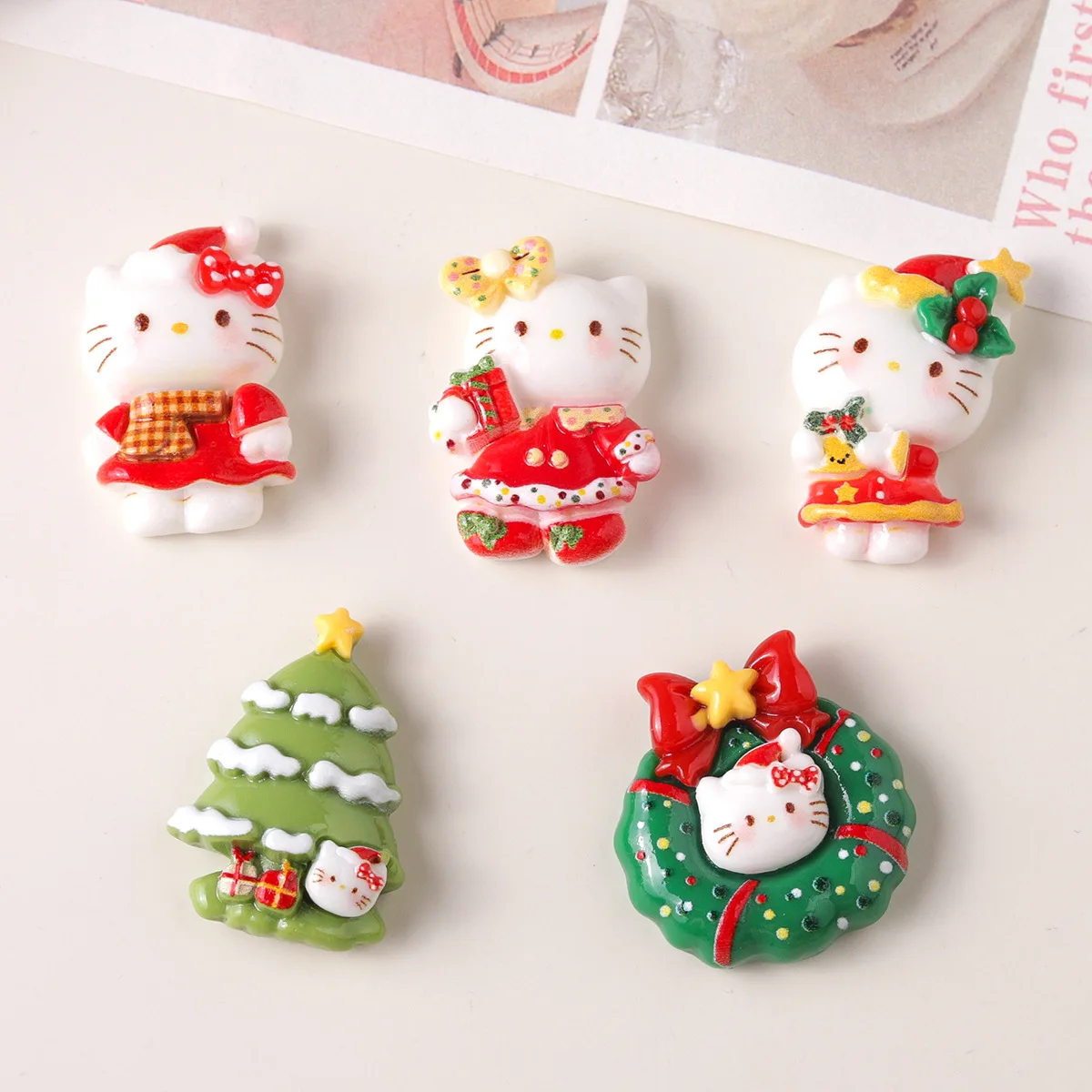 

20/100PCS Sanrio Cartoon DIY Resin Accessories Christmas Hello Kitty Cream Gel Hair Clip Phone Case Keychain Accessories