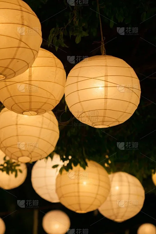 

4 шт. 130 мм 2,2-дюймовые шины для радиоуправляемых краулеров Axial TRX6 KM5 | Внедорожные резиновые колеса для любой местности | Масштаб 1/8 All-Terra