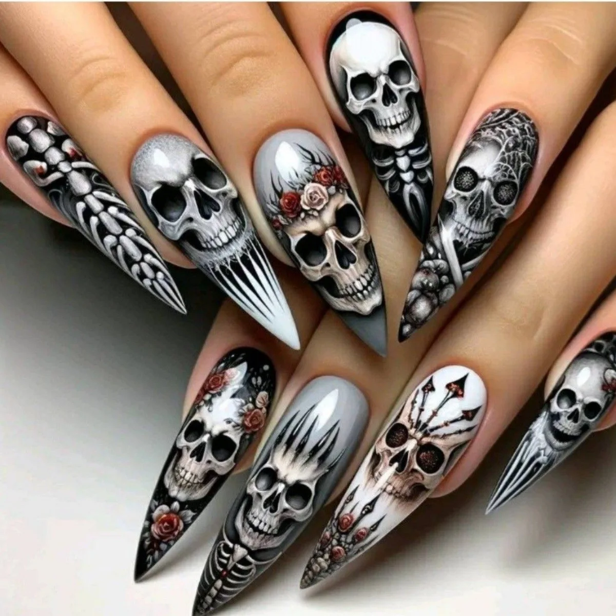 24 stuks nudekleurige kunstnagels voor Halloween, met bloedvlekken, jade, lange puntige opzetnagels, acryl, feestelijke nepnagels