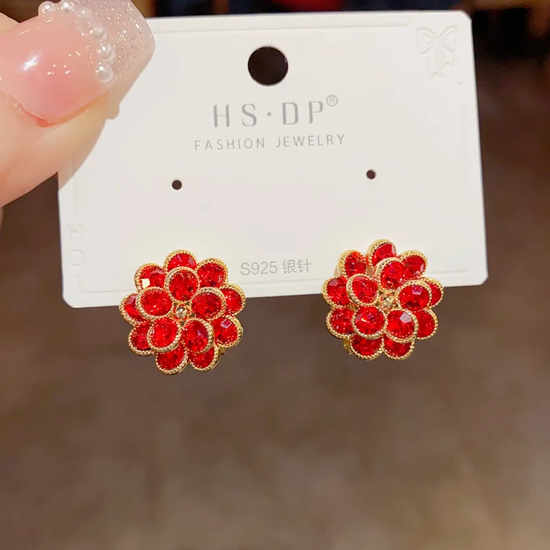 French Style Light Luxury High-end Feeling Red Sunflower Fashion Exquisite Festive Earrings for Women Party Jewelry.