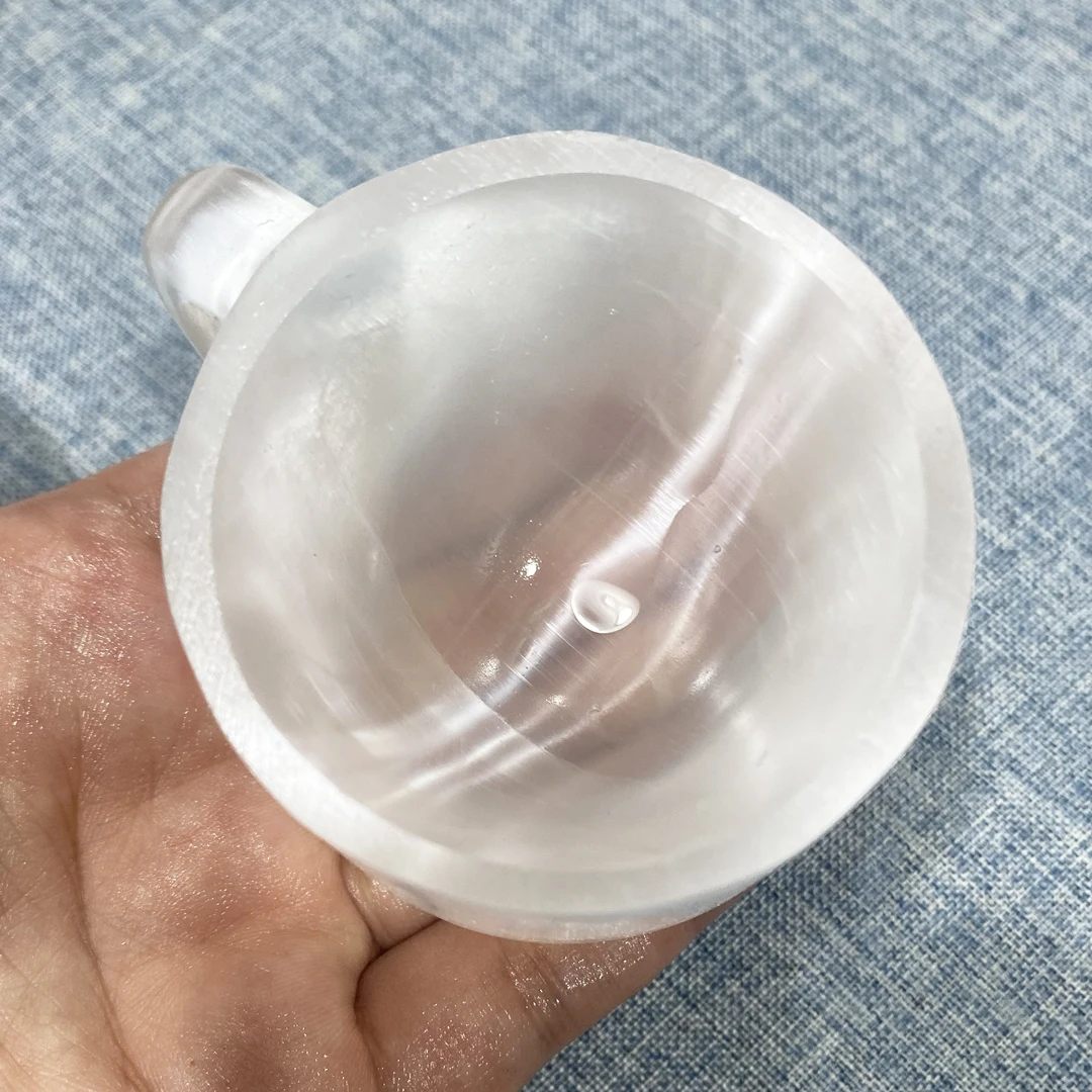 1pc White Selenite Crystal Hand Crafts Water Cup Healing Stone Crystal Mug Cup Energy Gemstone Home Decoration Gifts