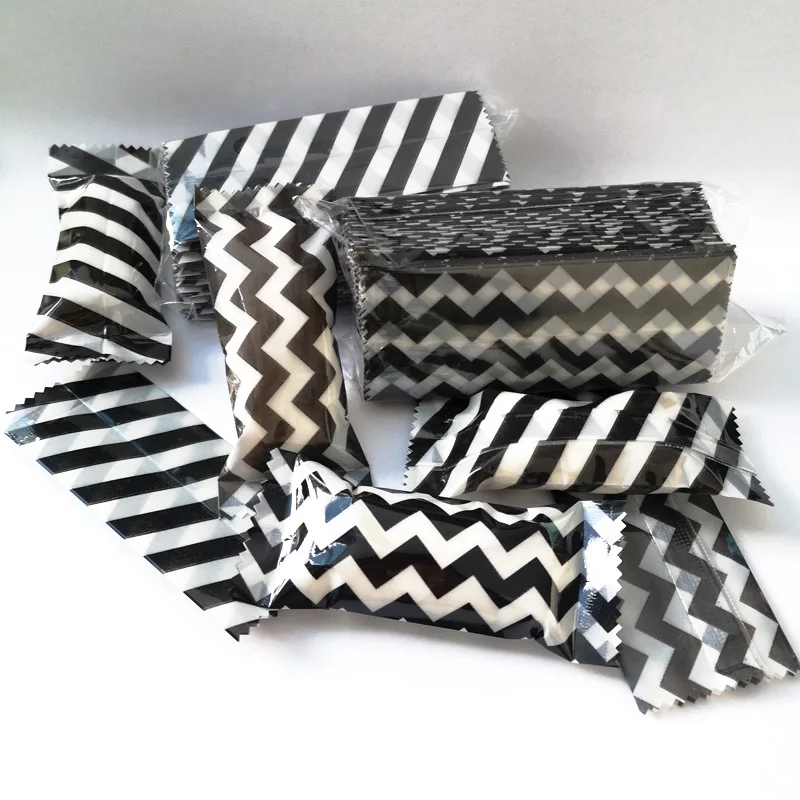 100Pcs 4x9.5cm Thick Baking Black and White Striped Nougat Wrapping Chocolate Candy Machine Sealing Bags