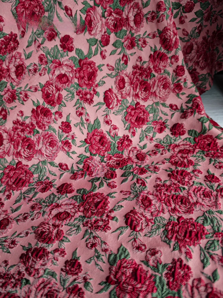 

Red Rose Jacquard Fabric New Chinese Style Dress Clothing Designer Fabrica Wholesale Cloth for By The Meter Polyester Material
