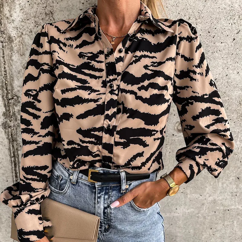Sexy lapela único breasted blusa feminina 2025 outono novo temperamento senhora festa topos moda leopardo impresso camisas de manga longa