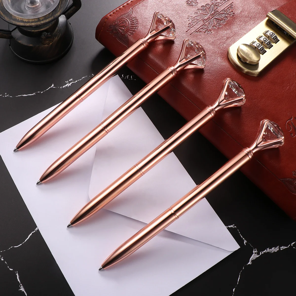 

4 шт. металлическая шариковая ручка с большим ромбовидным кристаллом, гладкий износостойкий подарок для выпускного, розовое золото