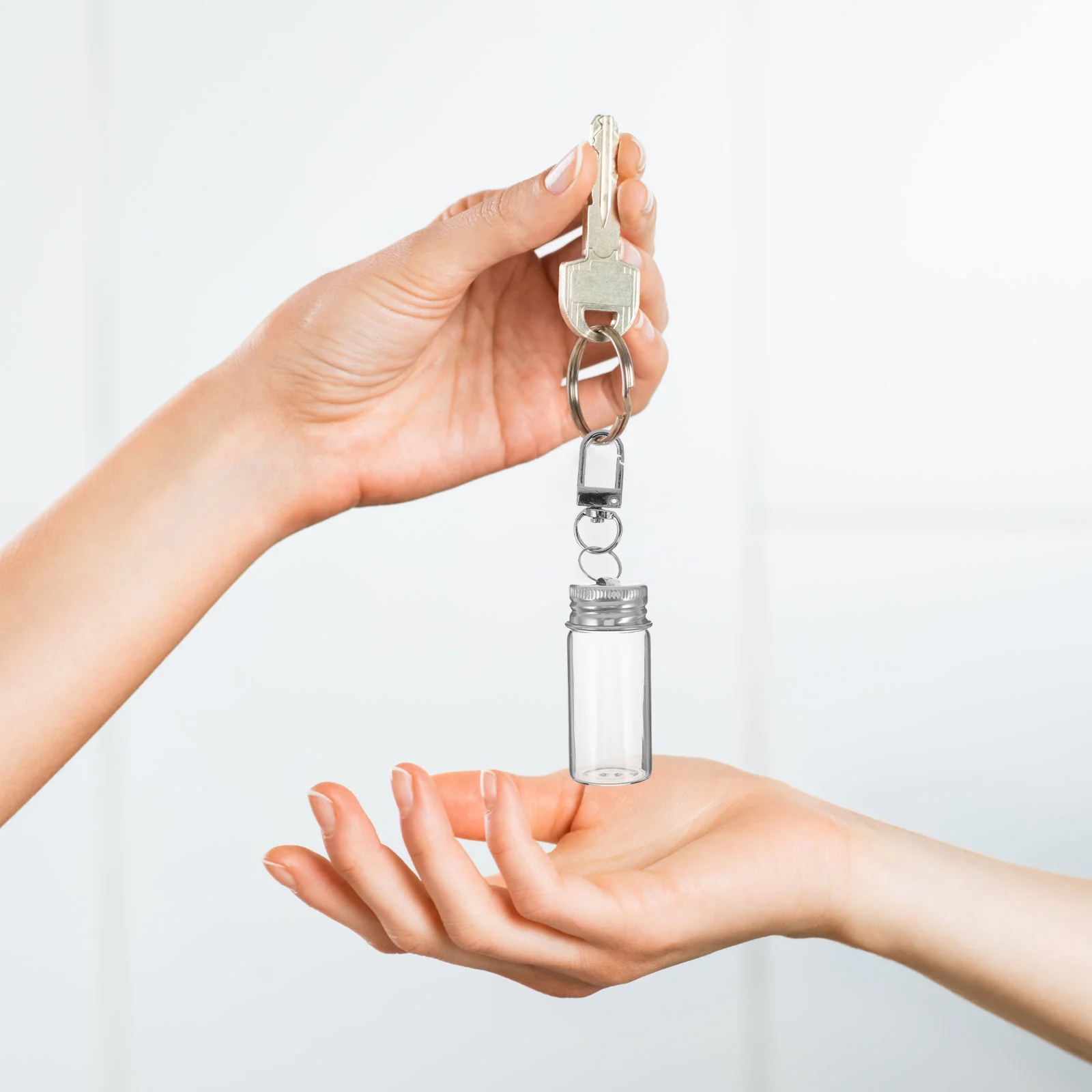 

10Pcs Mini Wishing Glass Bottle - Clear Tiny Vial Keychain with Lid for DIY , Wedding Favors, Perfume Oil Storage,