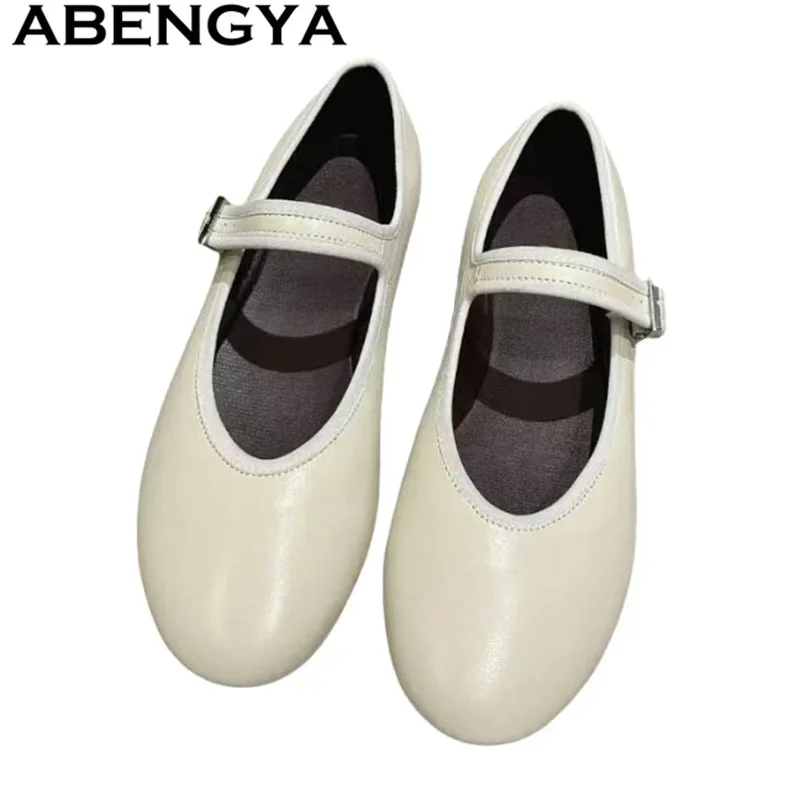 

Black White Real Leather Round Toe Loafers Flat Shoes Women Shallow Mouth Low Heels Walk Shoes Summer Flat Shoes Mules de mujer