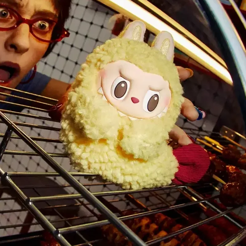 

Suitable for THE MONSTERS WACKY MART Series Earphone Bag Original Toys Doll Cute Anime Figure Ornaments Collection Gift