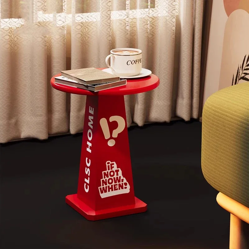 Mesa de Café Moderna Estilo Nórdico, Mesa Lateral de Designer com Estética Industrial, Decoração Única, Mobiliário para Salão
