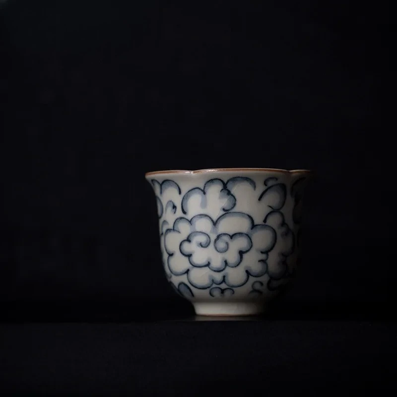 

Набор из 2 предметов: Ретро-чайная чашка из фарфора в стиле Ru Kiln с креативным цветочным узором, чашка мастера, чайная пиала, полезная для здоровья, для домашнего использования, посуда для чайной церемонии Кунг-фу