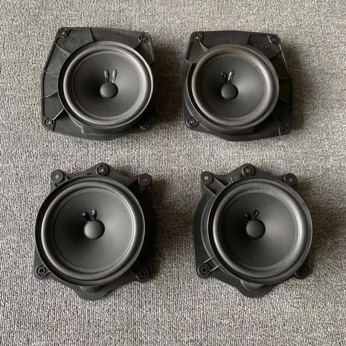 Mercedes-Benz W221 door horn S300 S350 S400 S450 subwoofer speaker Original car dismantling