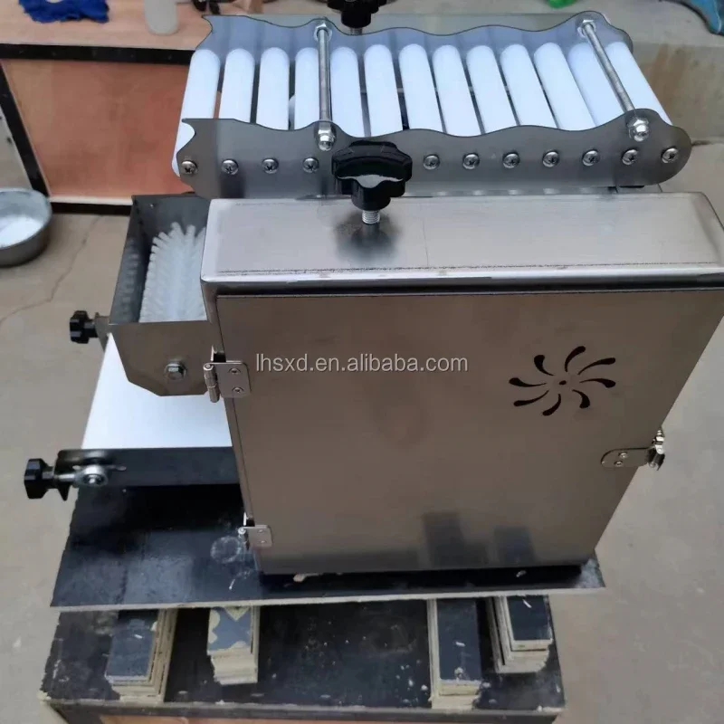 Automatic thin pancake machine 20cm commercial pita bread making machine suitable for wheat dough