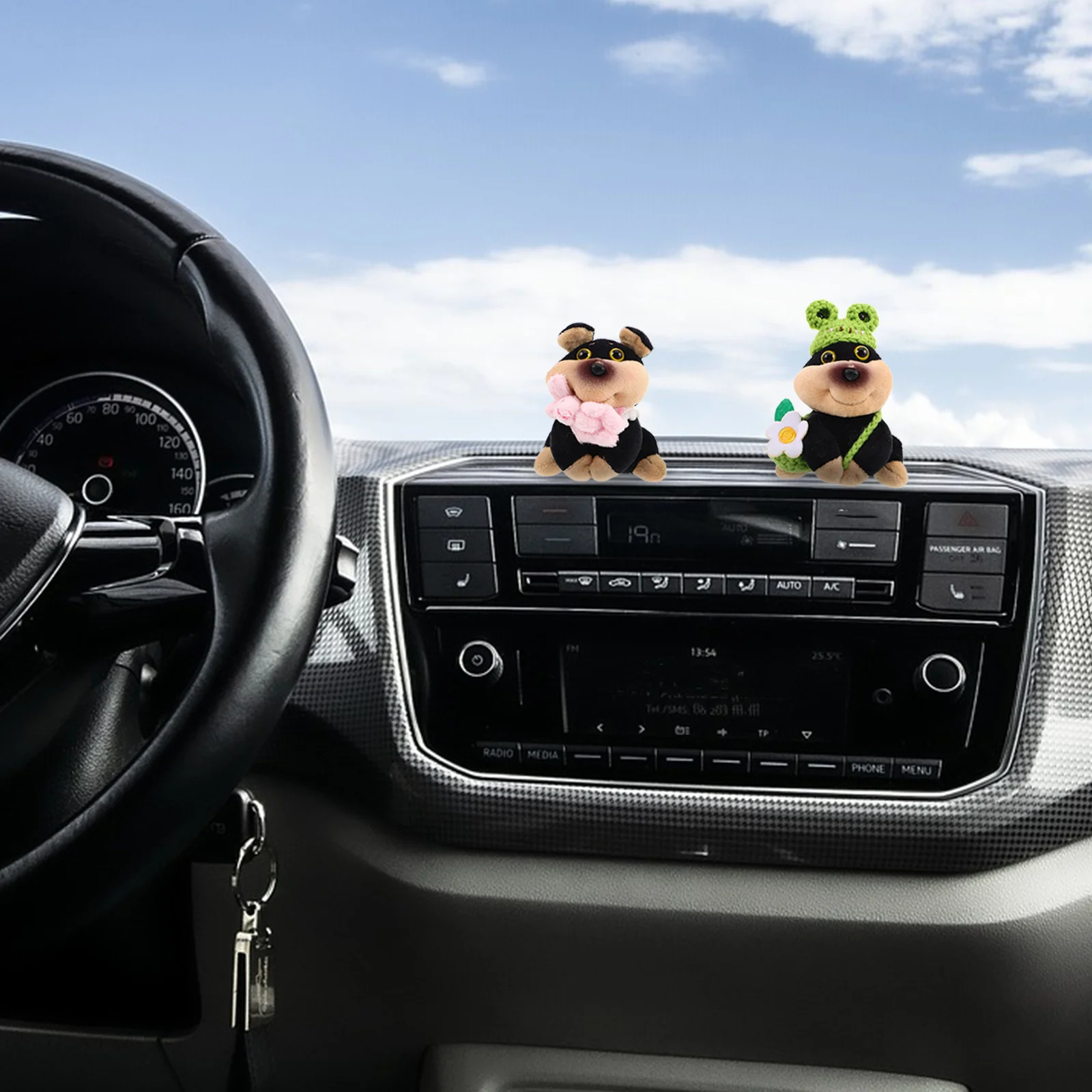 

2Pcs Cute Bee Shaped Car Decoration for Dashboard Creative Interior Accessory Car Accessories Dashboard Decorations