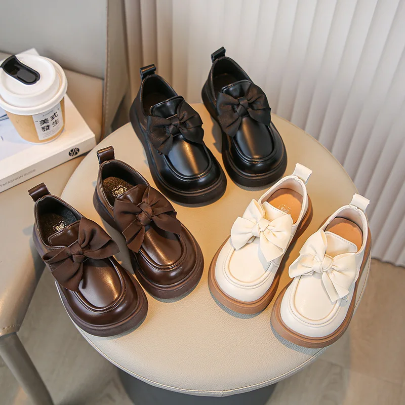 

Маленькие кожаные туфли принцессы-бабочки для девочек, весна 2023, новые детские нескользящие туфли на мягкой подошве в стиле ретро