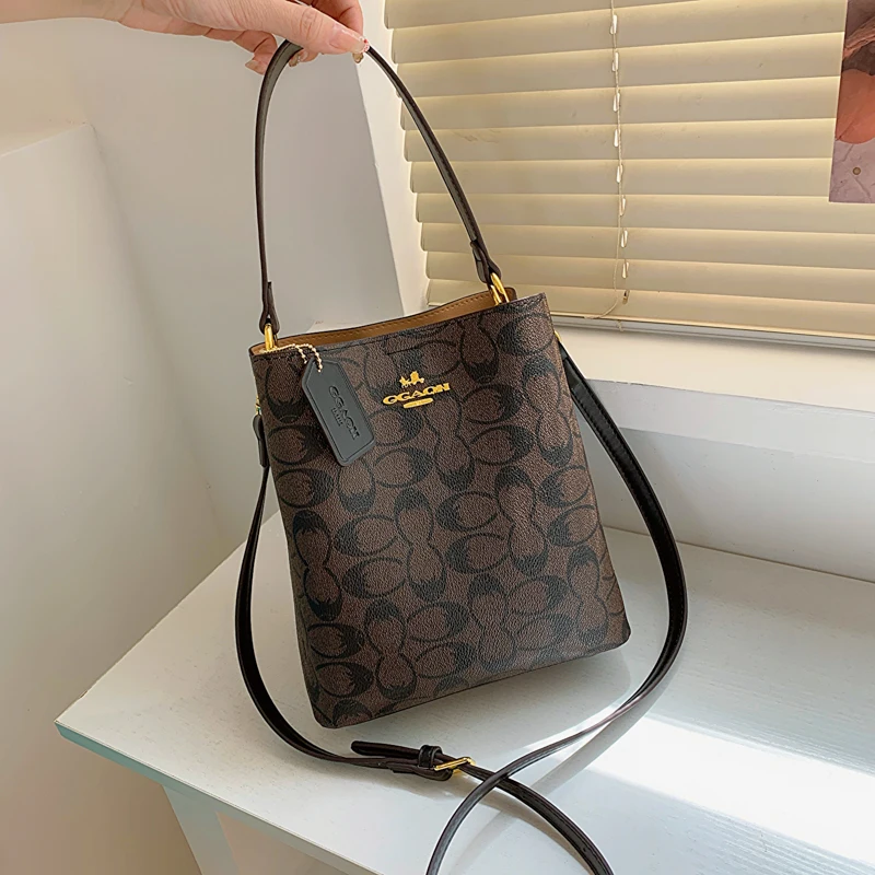 الكلاسيكية باريس موضة حقيبة كروسبودي المرأة الفاخرة الحد الأدنى خمر الجلود مخلب بلون ركاب محفظة أنيقة