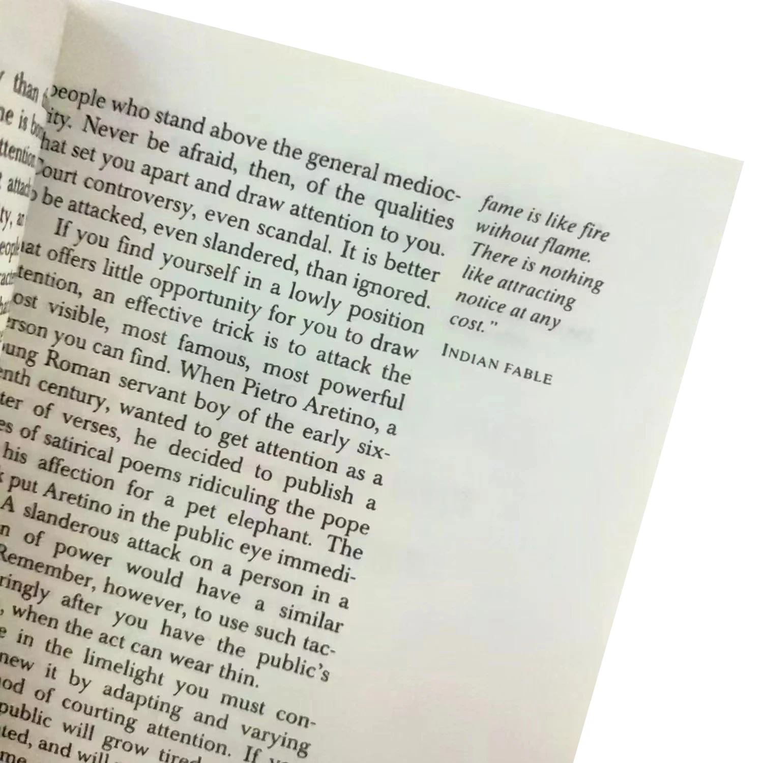 Imagem -03 - The Concise 48 Law of Power English Book por Robert Greene Social e Gestão Social e Psicologia Social e Psicologia