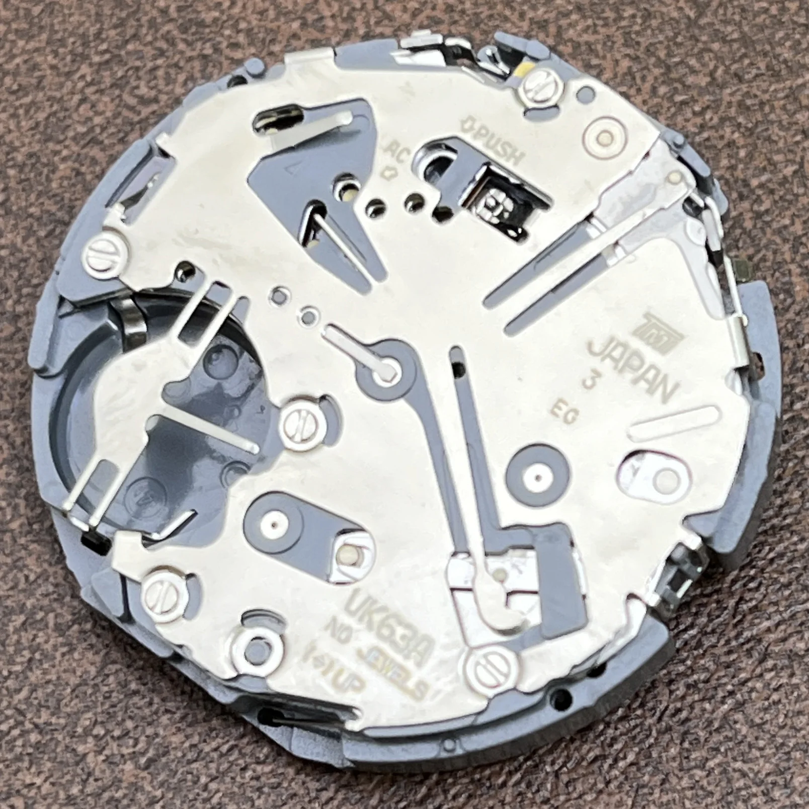 VK63 日本輸入クォーツムーブメント 24 時間 3 時位 - Perpetual Calendar Watch のレビューと価格