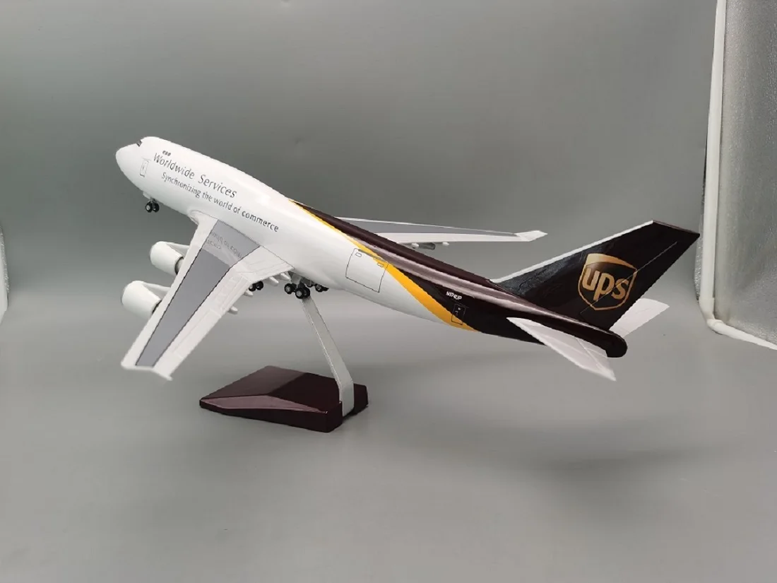 47CM aircraft model B747 Freighter series aviation model Model Plane with Stand for Aviation Enthusiasts Gifts or Decorations