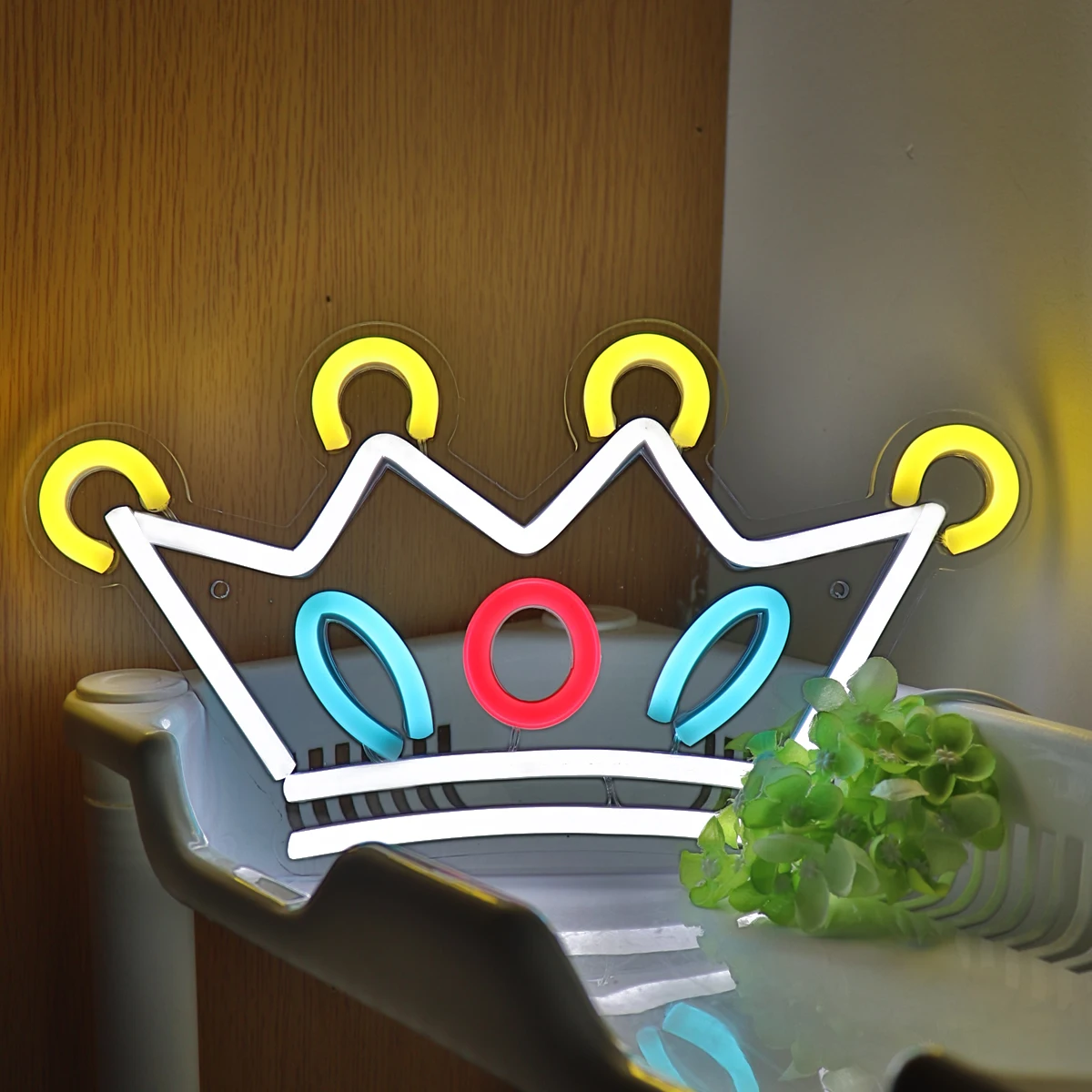 

1pc Beautiful Crown With Diamond LED Wall Neon Sign Light For Room Party Bar Club Pub Decoration 11.38''*6.22''