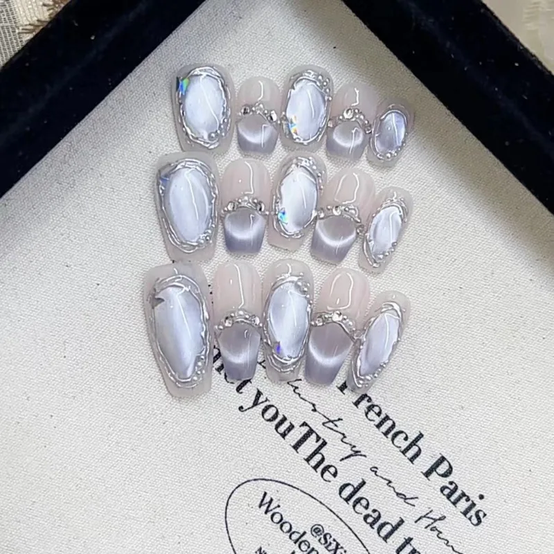 

Handmade 2025 Nail Art for Girls Blue False Nails To Stick Artificial Medium Short Fake Nail Press on Nails with Box and Tools