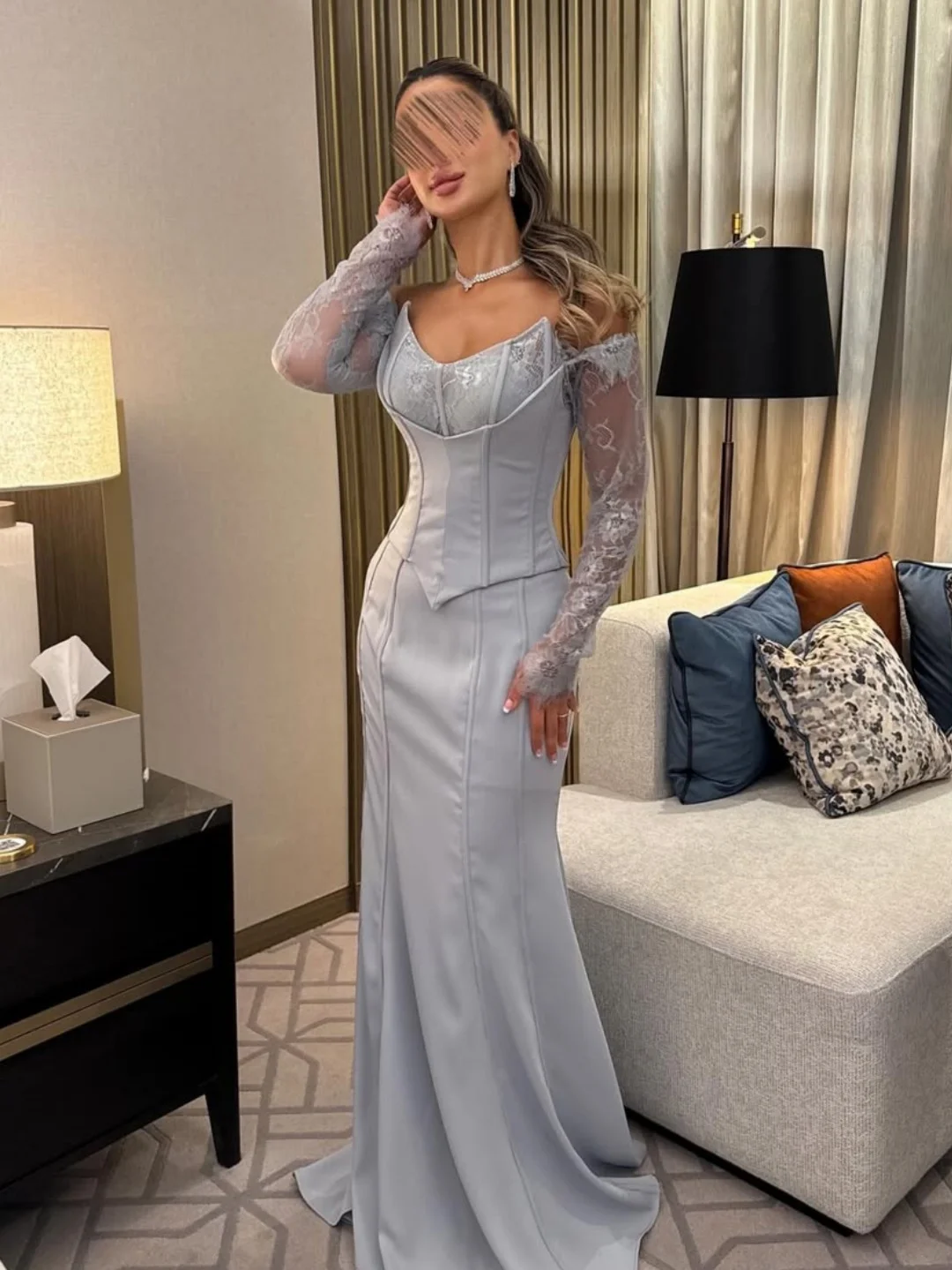 

Индивидуальные платья для выпускного вечера с длинными рукавами и овальным вырезом Вечерние платья Плиссированные кружевные вечерние платья длиной до пола